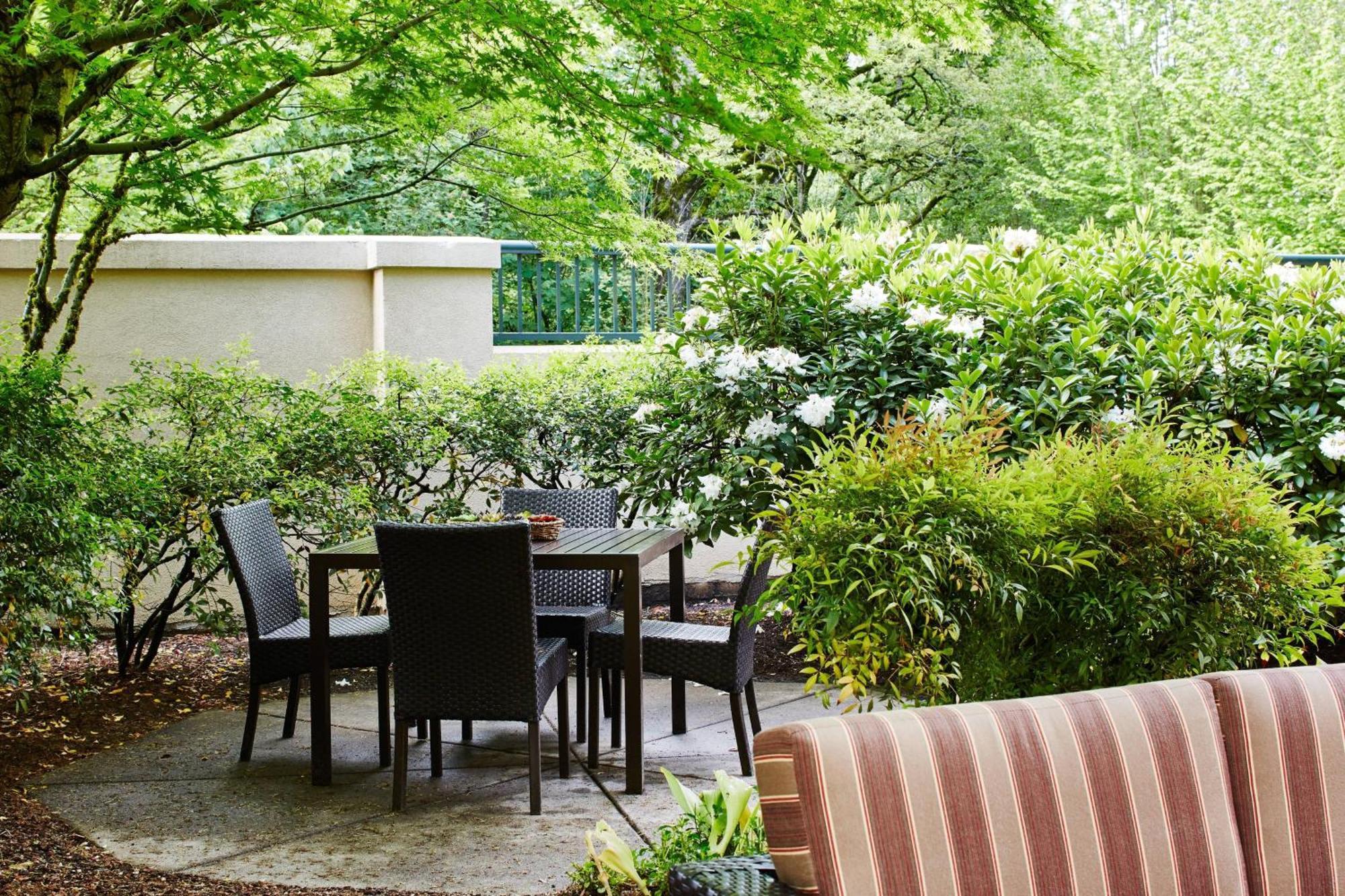 Courtyard By Marriott Portland Southeast/Clackamas Ngoại thất bức ảnh
