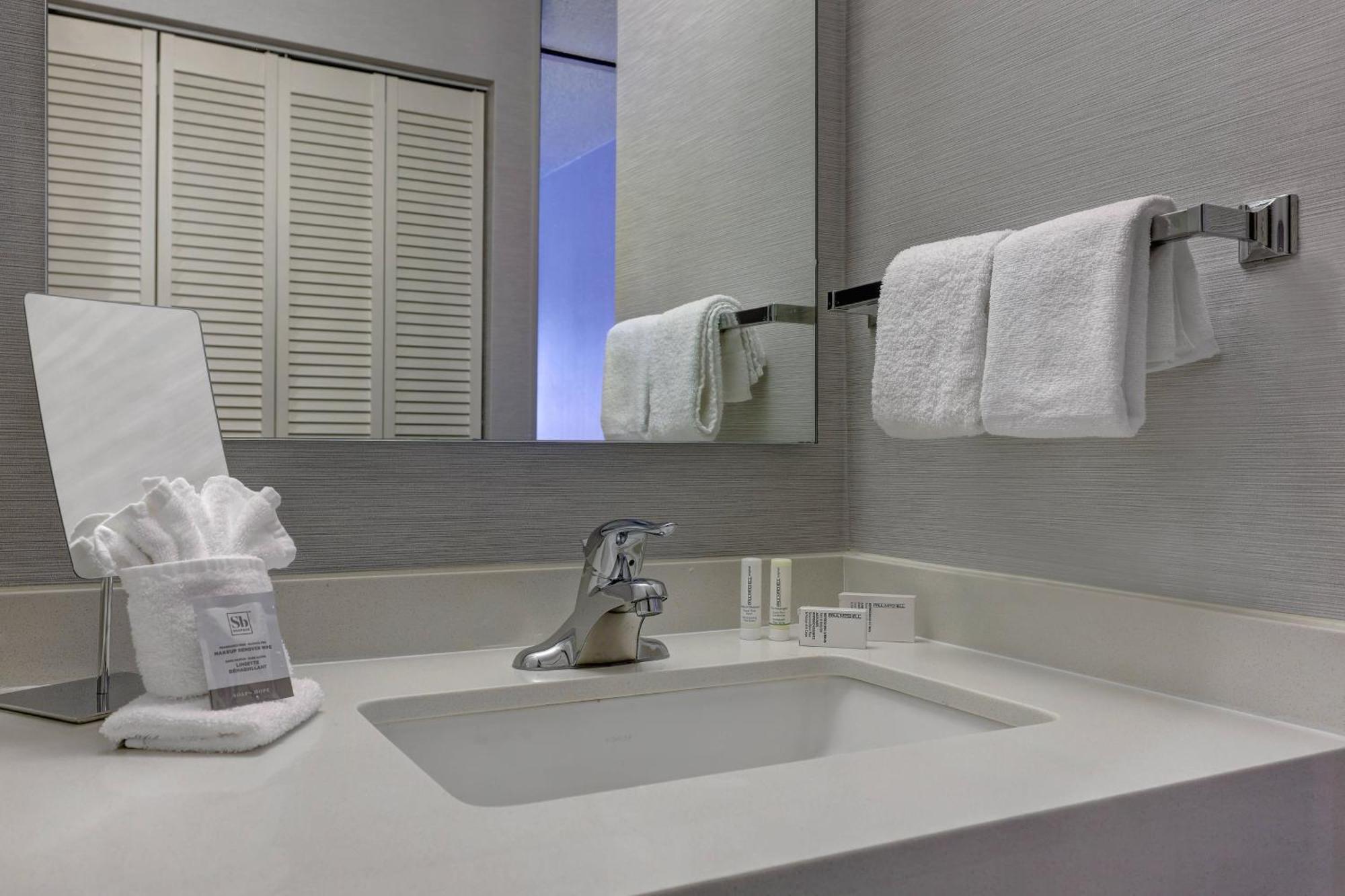 Courtyard By Marriott Portland Southeast/Clackamas Ngoại thất bức ảnh