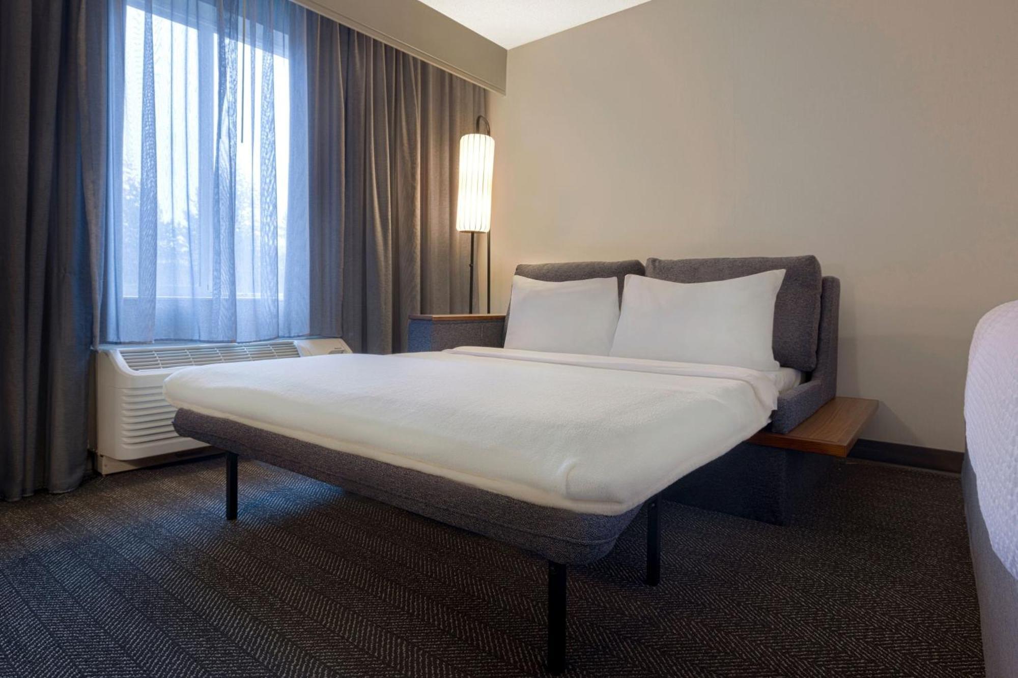 Courtyard By Marriott Portland Southeast/Clackamas Ngoại thất bức ảnh